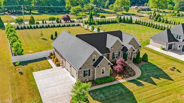 5403 Sicily Street, Oak Ridge, NC 27310