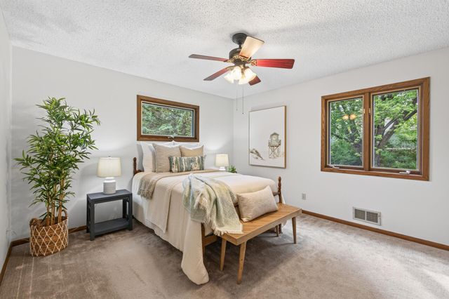 3525 Cohansey Street, Shoreview, MN 55126