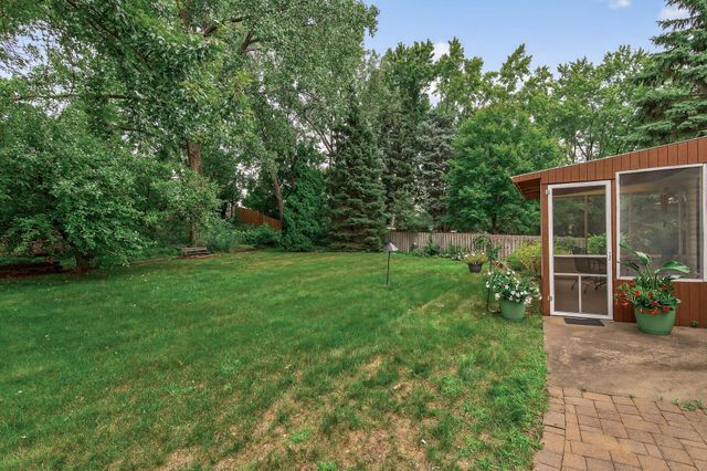 3525 Cohansey Street, Shoreview, MN 55126