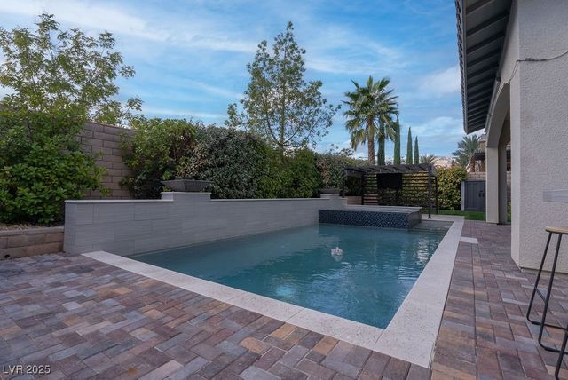 367 Pollino Peaks Street, Las Vegas, NV 89138