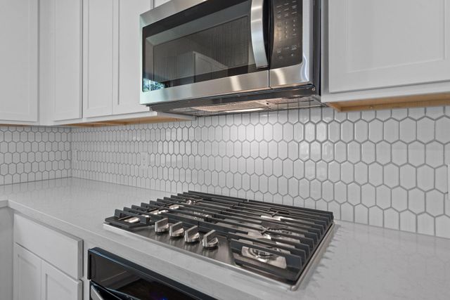 12195 Ridge Top Drive, Conroe, TX 77304