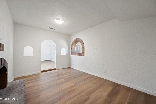 408 N 28TH Place, Phoenix, AZ 85008