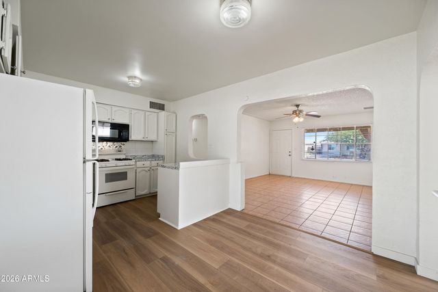 408 N 28TH Place, Phoenix, AZ 85008