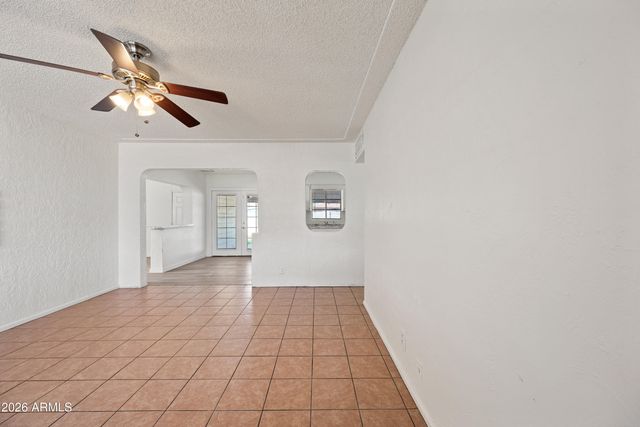408 N 28TH Place, Phoenix, AZ 85008