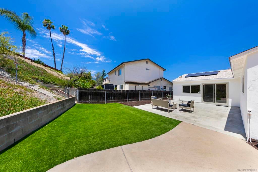 Image 24 of property listing at 7225 Laura, San Diego, CA 92120