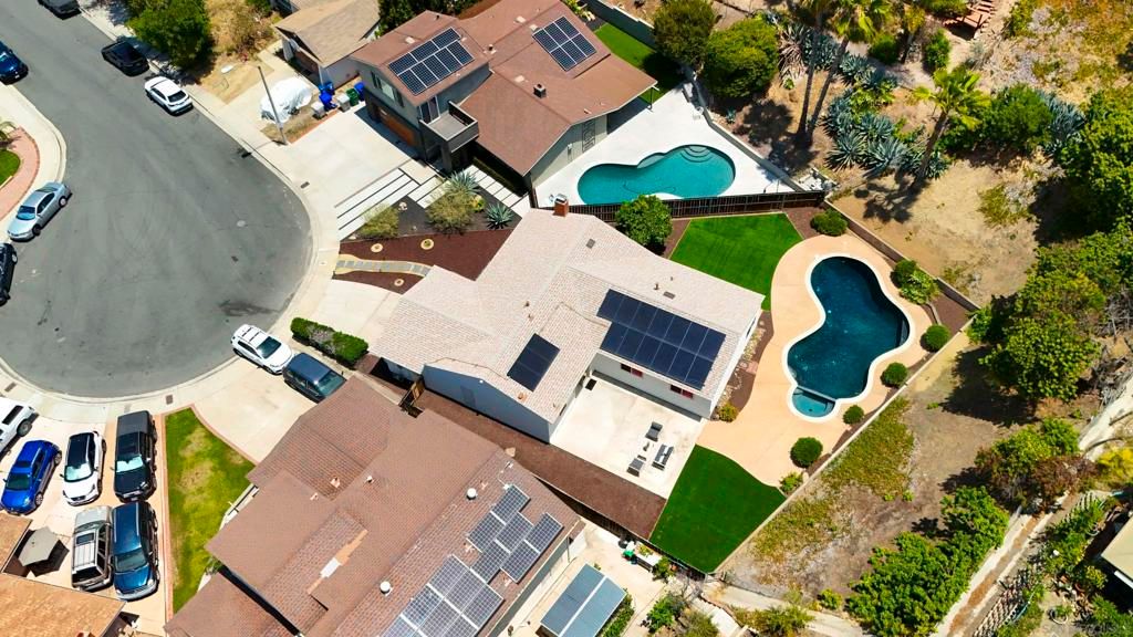 Image 3 of property listing at 7225 Laura, San Diego, CA 92120
