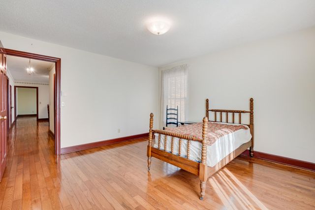 641 Riverbend Drive, Jasper, TN 37347