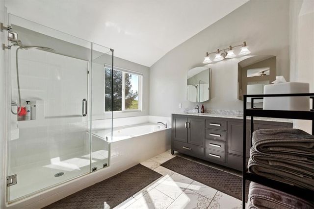 982 Big Spring Court, Corona, CA 92878