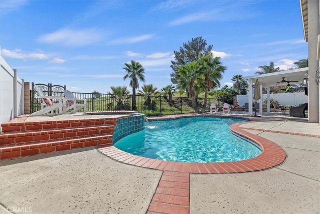 982 Big Spring Court, Corona, CA 92878