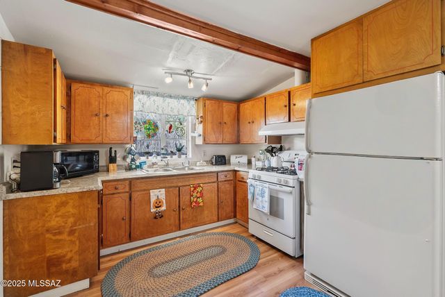 2023 E Frontage Rd, Tumacacori, AZ 85640