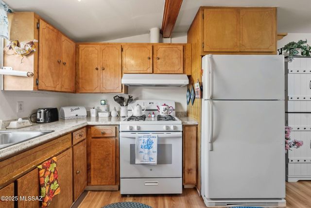 2023 E Frontage Rd, Tumacacori, AZ 85640