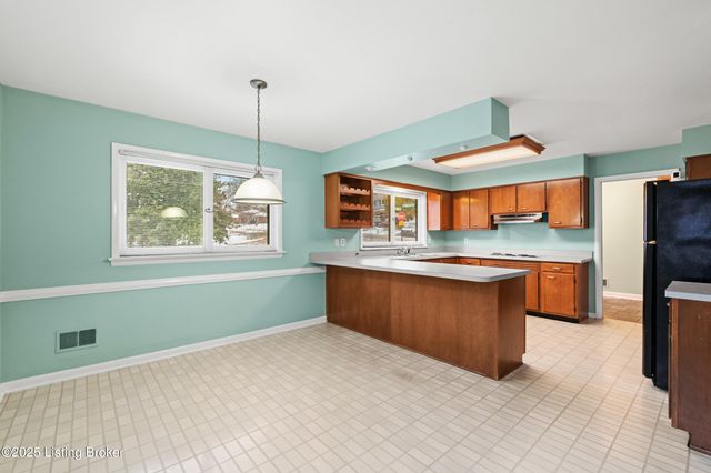 4094 Gilman Ave, Louisville, KY 40207