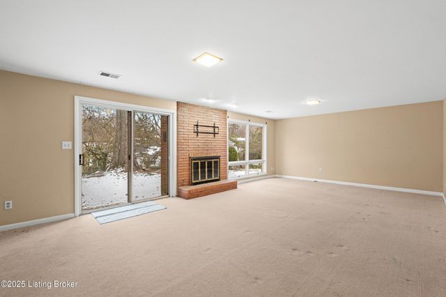 4094 Gilman Ave, Louisville, KY 40207