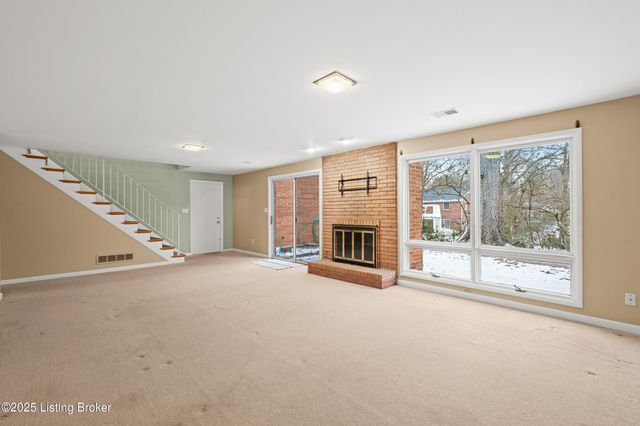 4094 Gilman Ave, Louisville, KY 40207