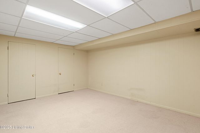 4094 Gilman Ave, Louisville, KY 40207