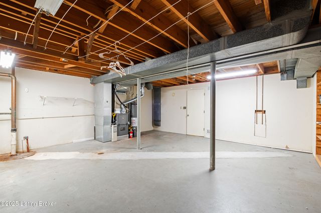 4094 Gilman Ave, Louisville, KY 40207