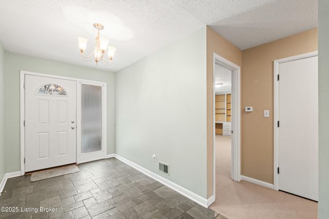 4094 Gilman Ave, Louisville, KY 40207