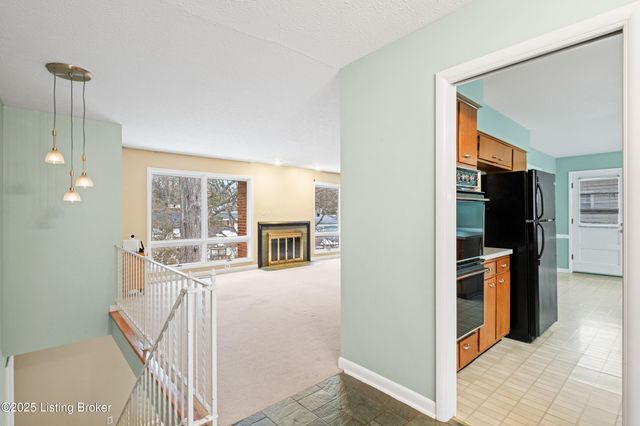 4094 Gilman Ave, Louisville, KY 40207