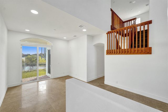 5029 SW 37th Ave, Fort Lauderdale, FL 33312