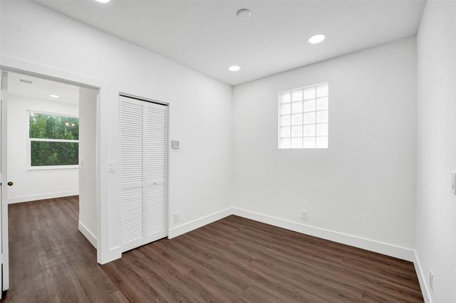 5029 SW 37th Ave, Fort Lauderdale, FL 33312