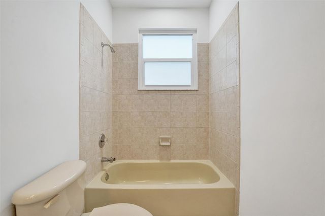 5029 SW 37th Ave, Fort Lauderdale, FL 33312