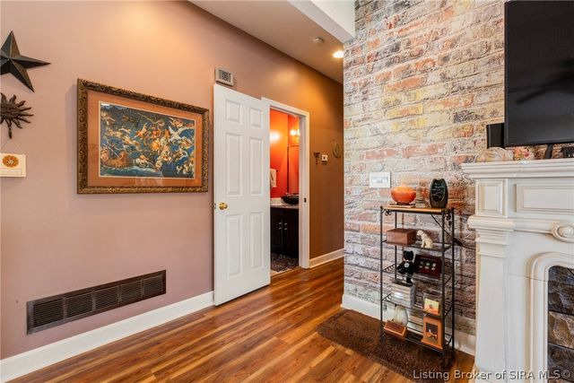 7805 Rain Creek Drive, Henryville, IN 47126