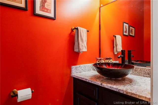 7805 Rain Creek Drive, Henryville, IN 47126