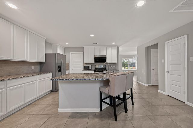 9227 Downing Street, Rosenberg, TX 77469