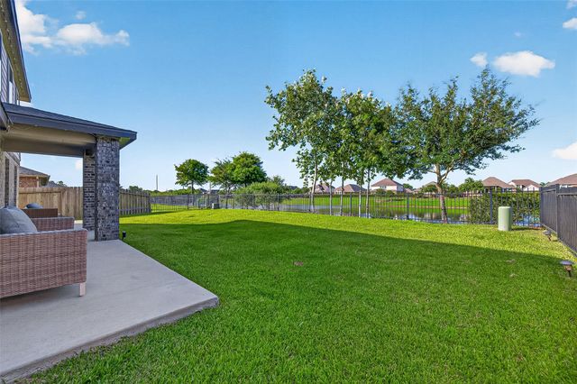 9227 Downing Street, Rosenberg, TX 77469