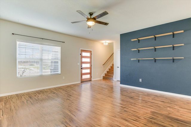 300 Eagle Lake DR, Hutto, TX 78634