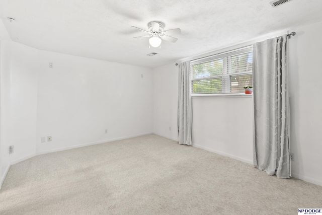3268 S 130th Avenue Circle, Omaha, NE 68144