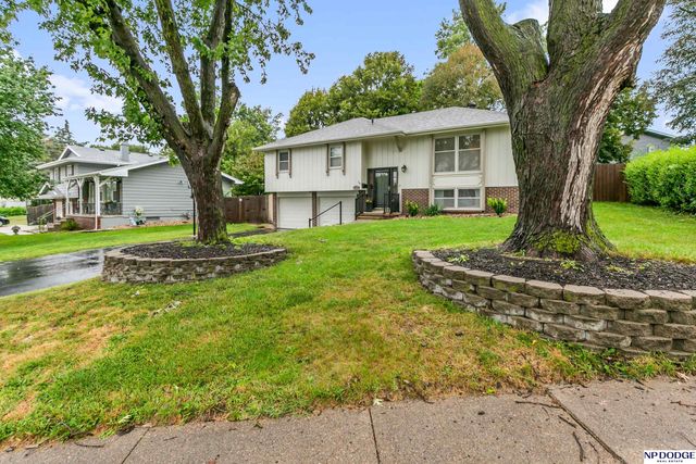 3268 S 130th Avenue Circle, Omaha, NE 68144