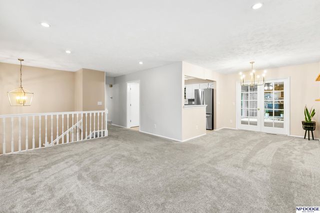 3268 S 130th Avenue Circle, Omaha, NE 68144