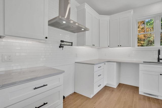 308 N Liberty St, Belchertown, MA 01007