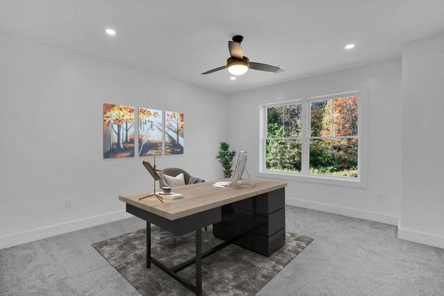 308 N Liberty St, Belchertown, MA 01007