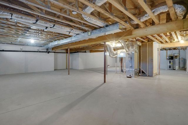 308 N Liberty St, Belchertown, MA 01007