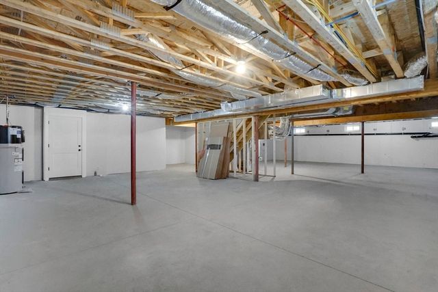 308 N Liberty St, Belchertown, MA 01007