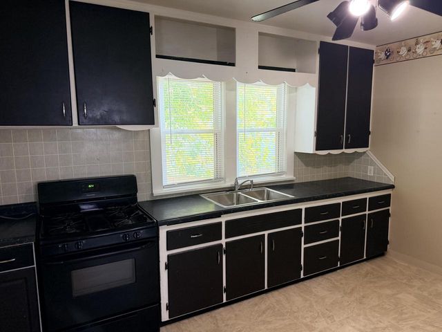 7322 26th AVENUE, Kenosha, WI 53143