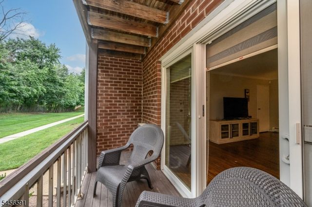 18 Deanna Dr 47, Hillsborough Twp., NJ 08844