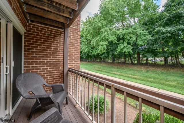 18 Deanna Dr 47, Hillsborough Twp., NJ 08844
