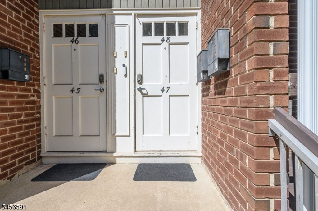 18 Deanna Dr 47, Hillsborough Twp., NJ 08844 — photo 3