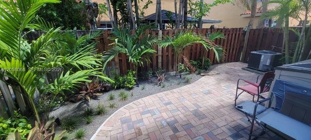 8545 NW 140th Street 1101, Miami Lakes, FL 33016