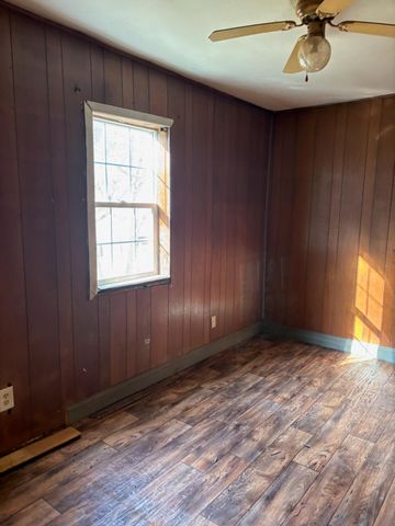 2647 Taylor School Road, London, KY 40741