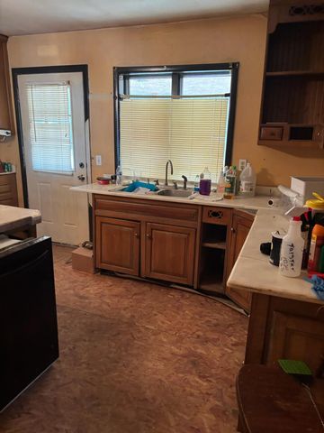 2647 Taylor School Road, London, KY 40741