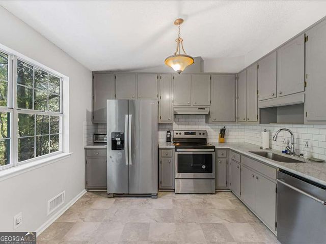 1114 DANUBE Trail, Sugar Hill, GA 30518