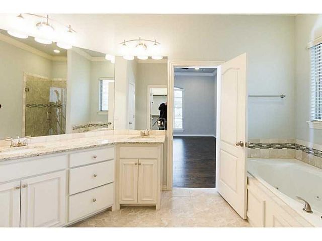 2863 E Stone Mountain Drive, Fayetteville, AR 72701