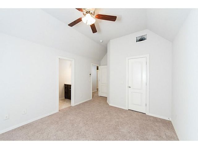 2863 E Stone Mountain Drive, Fayetteville, AR 72701