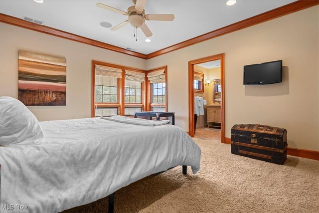 26436 State Route 7, Marietta, OH 45750