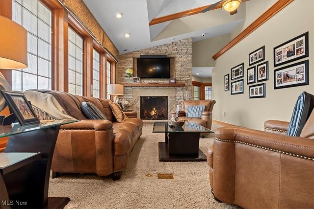 26436 State Route 7, Marietta, OH 45750