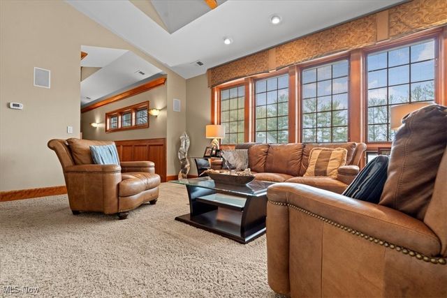 26436 State Route 7, Marietta, OH 45750